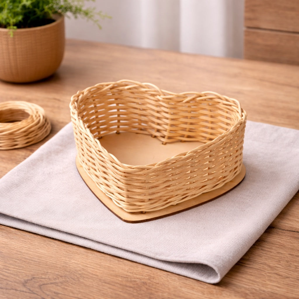 Basketry Kit Heart Shaped Basket 7.5x13x15cm - Default (BASKITHEART)